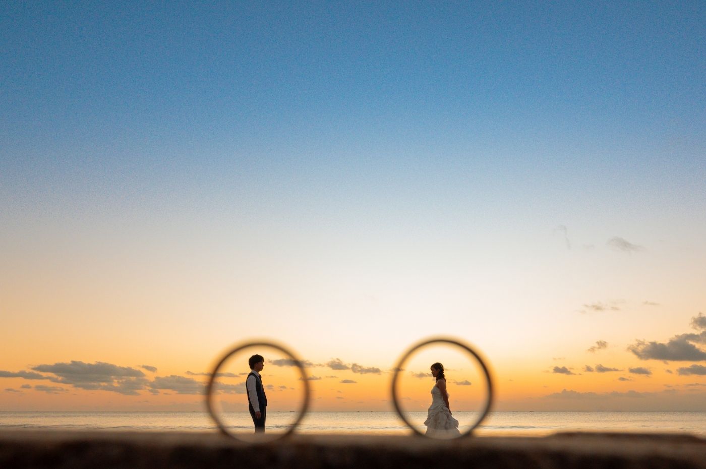 バリ島サンセットビーチでリングインショット